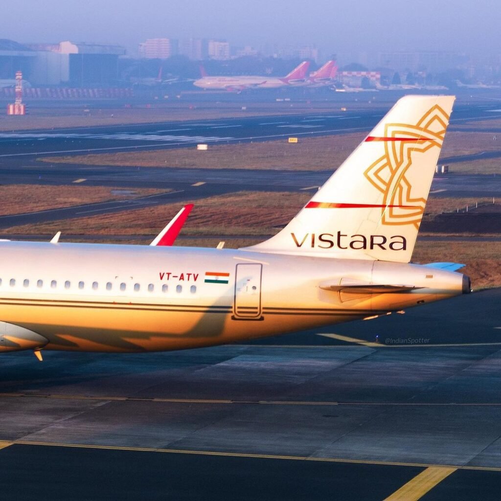 Vistara & Singapore Airlines will honour each others elite members - Live  from a Lounge